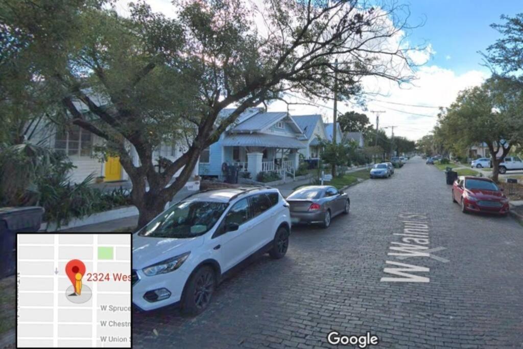 No Ho Yellow Door Bungalow Tampa Ngoại thất bức ảnh
