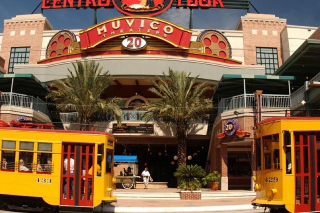 No Ho Yellow Door Bungalow Tampa Ngoại thất bức ảnh