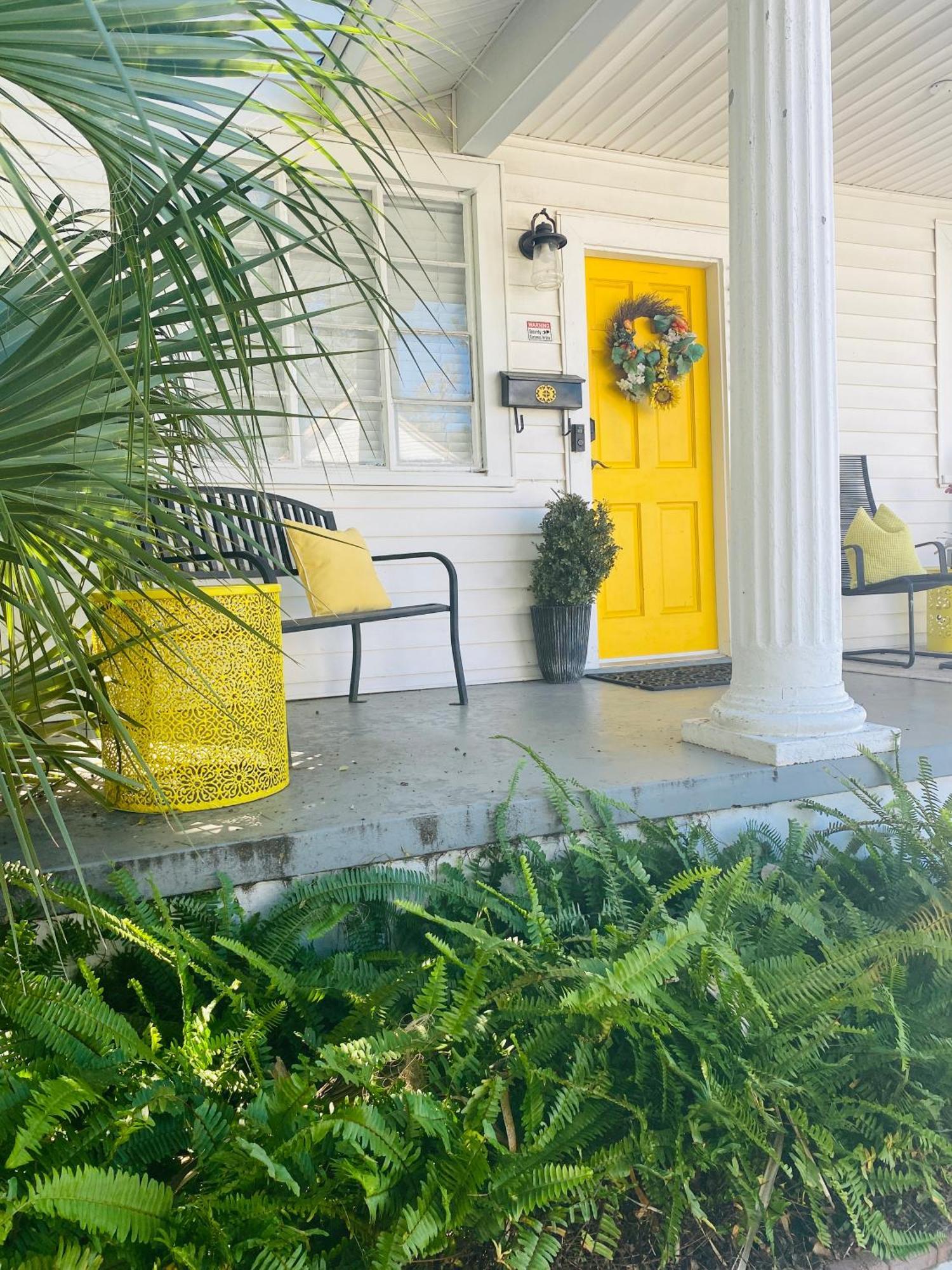 No Ho Yellow Door Bungalow Tampa Ngoại thất bức ảnh